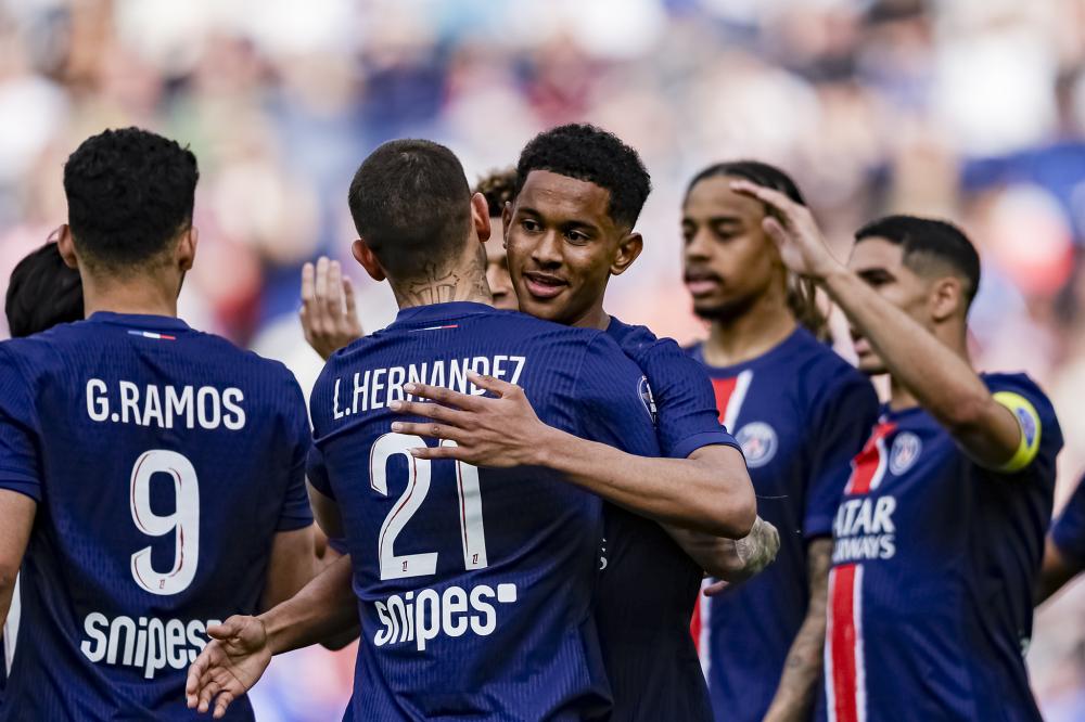 现他在拳击 现他在拳击